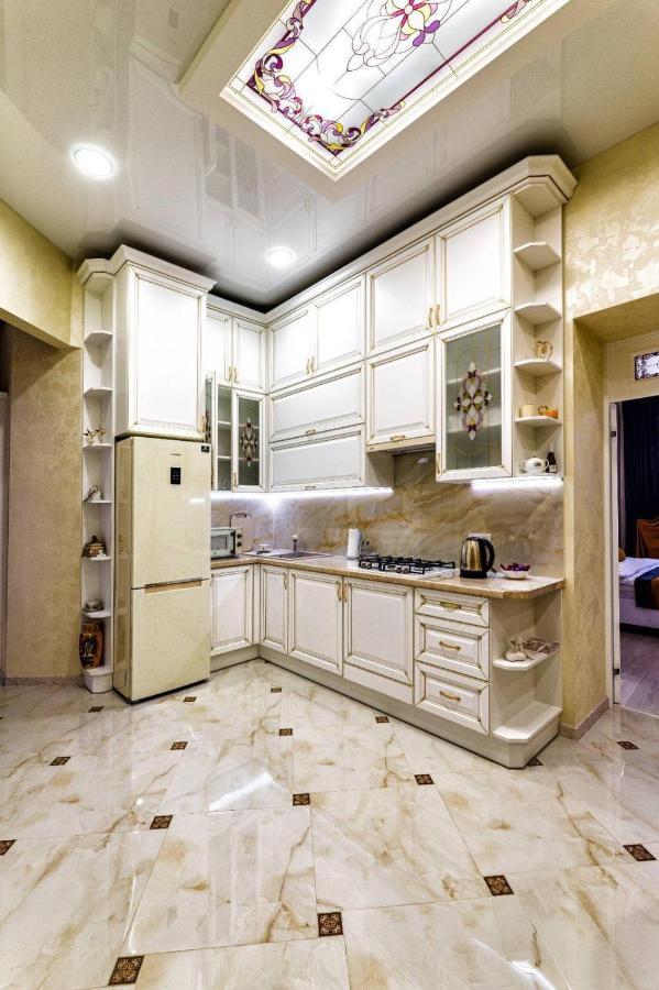 Rynok Square City Center Two Bedroom Apartment! Lemberg Exterior foto